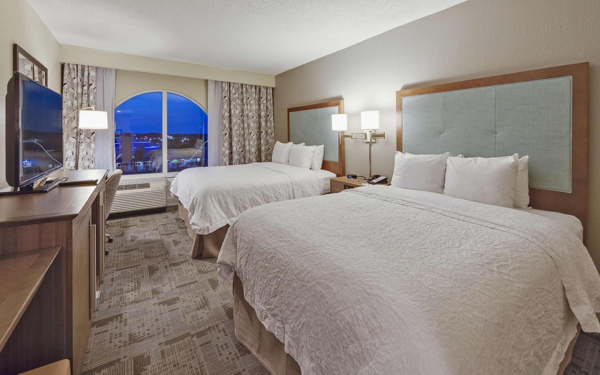 Hampton Inn Myrtle Beach Broadway At The Beach Экстерьер фото