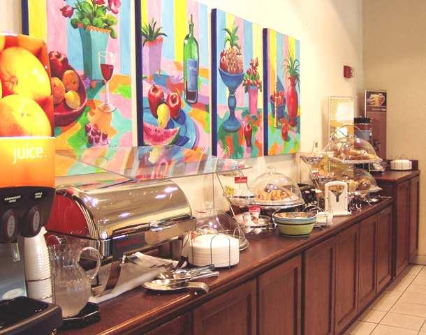 Hampton Inn Myrtle Beach Broadway At The Beach Ресторан фото
