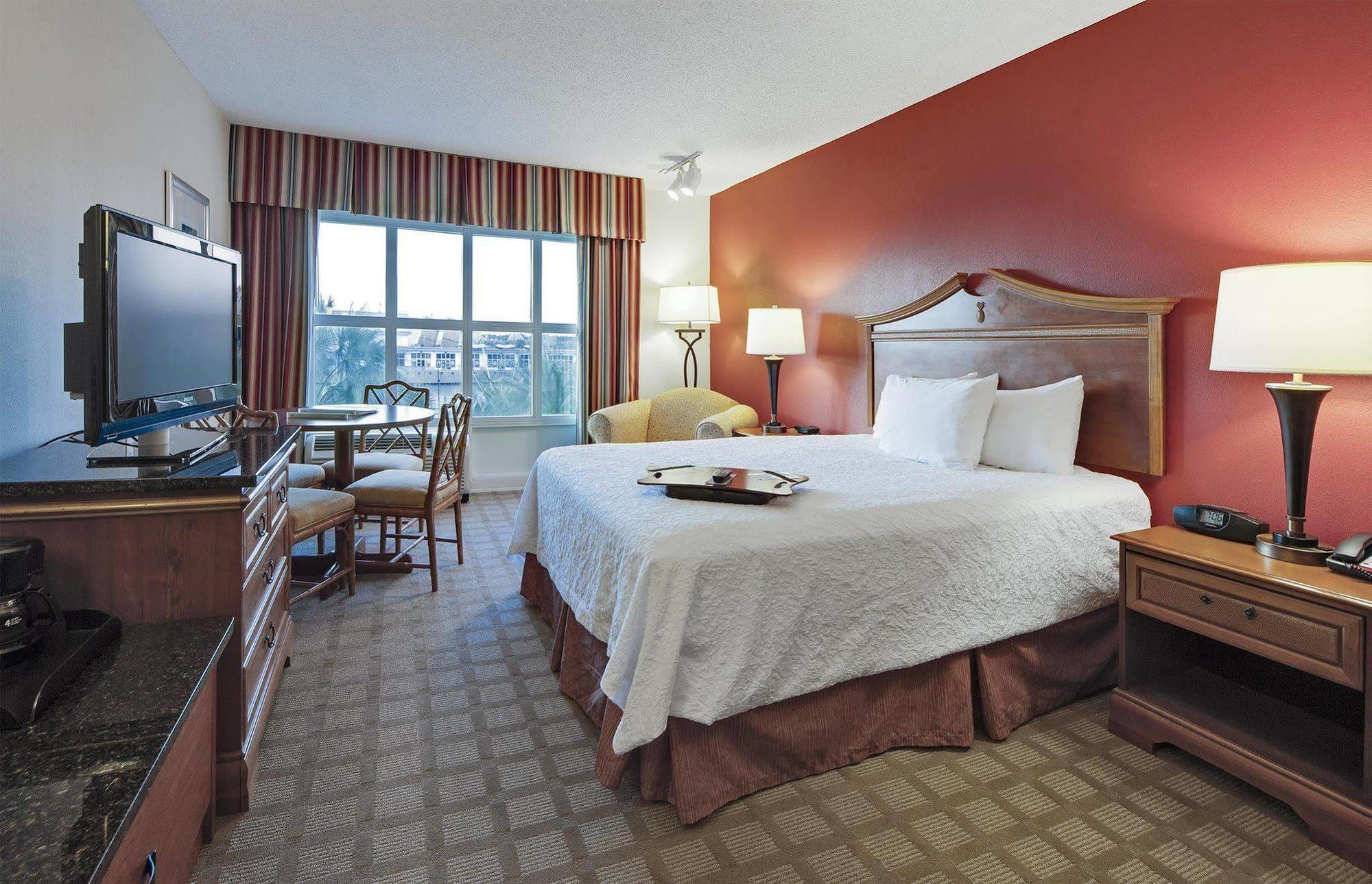 Hampton Inn Myrtle Beach Broadway At The Beach Экстерьер фото